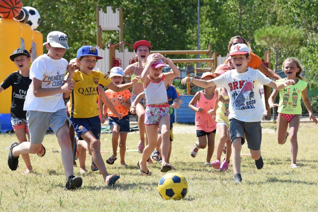 Vias-Plage Camping Les Salisses Quality Holidays 외부 사진