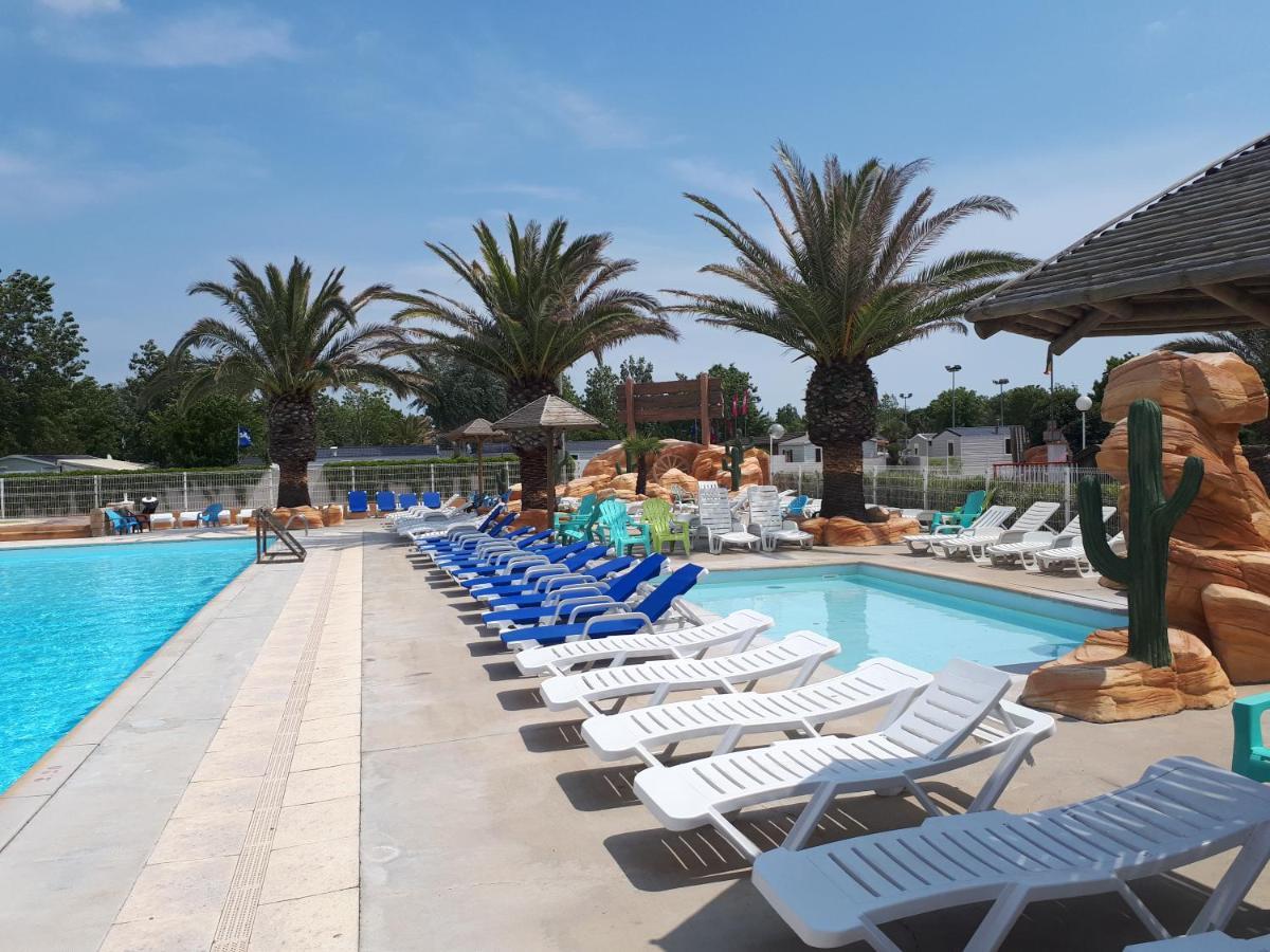 Vias-Plage Camping Les Salisses Quality Holidays 외부 사진
